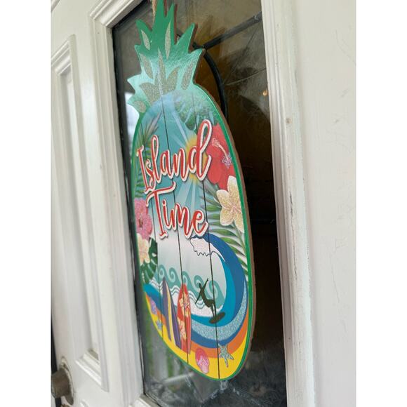 Island Time Beach Surfer Pineapple Shaped Summer Hibiscus Flower Wreath Sign - Picture 4 of 5